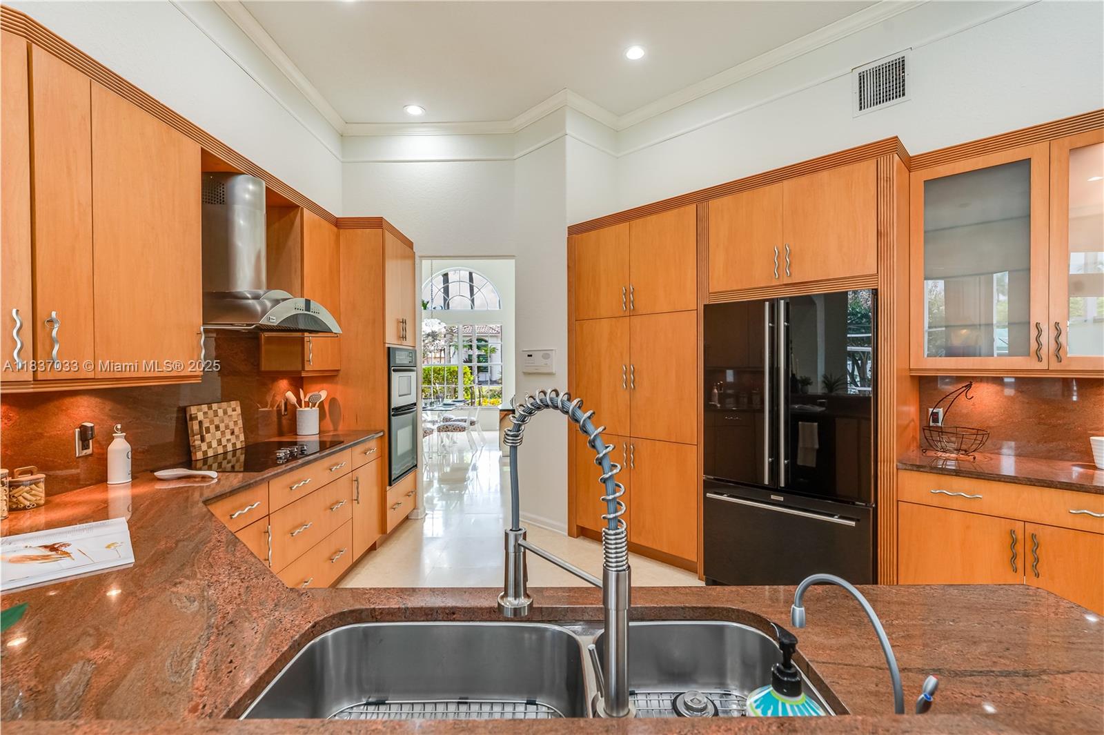 1907 NW 137th Ter, Pembroke Pines, Florida image 18