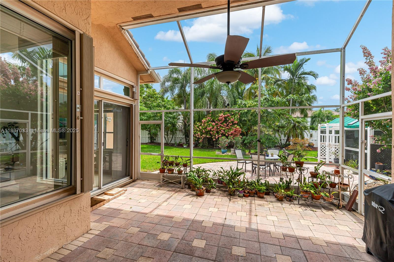 1907 NW 137th Ter, Pembroke Pines, Florida image 32