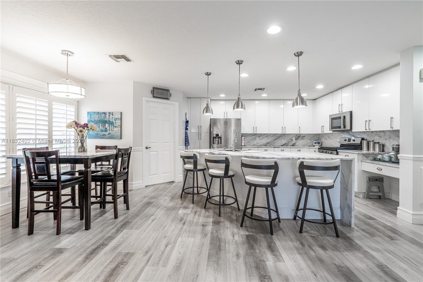 13850 NW 23rd St, Pembroke Pines, Florida image 14