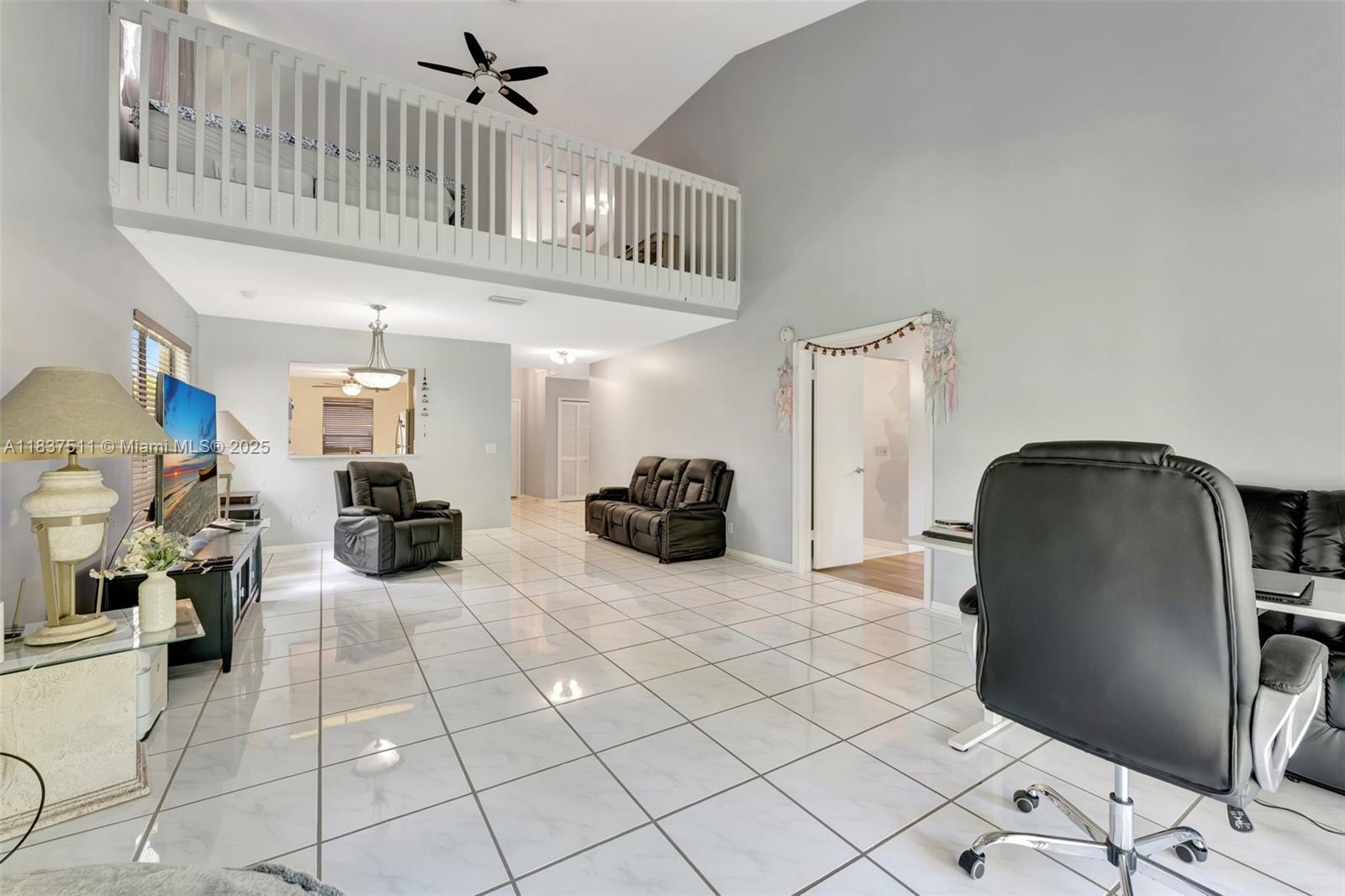 6181 Pine Tree Ln #B, Tamarac, Florida image 18