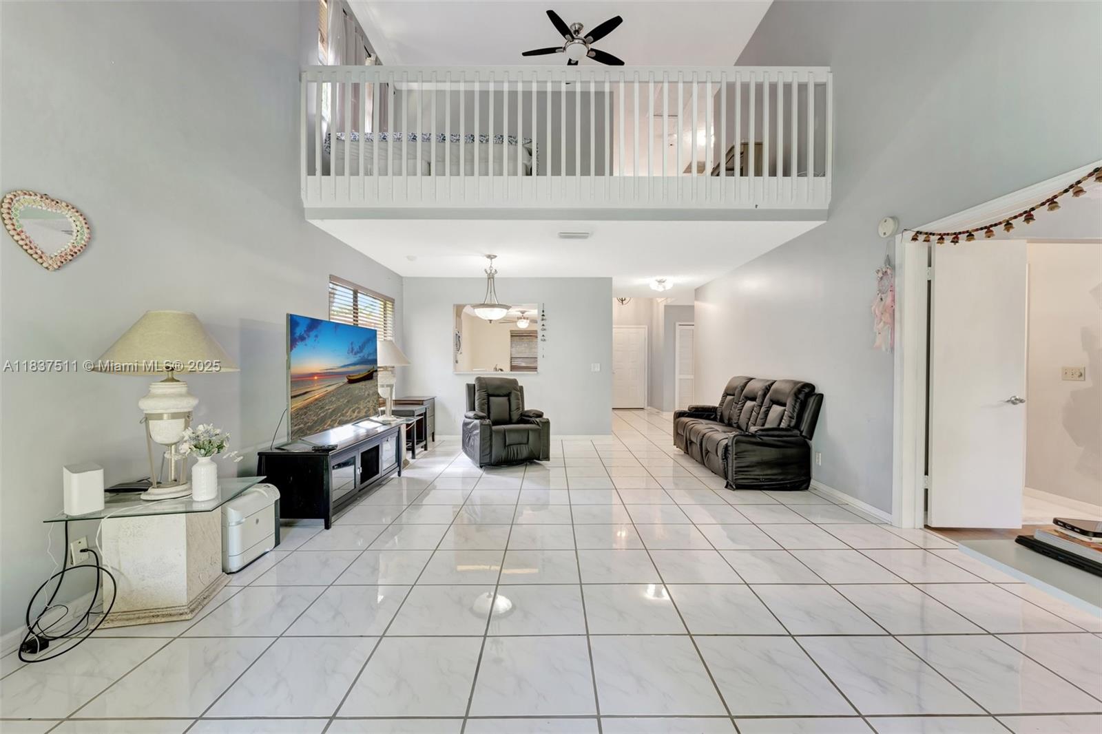 6181 Pine Tree Ln #B, Tamarac, Florida image 19