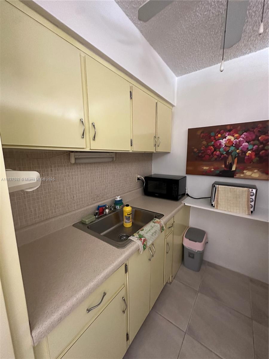 920 SW 11th Ave #12A, Hallandale Beach, Florida image 5