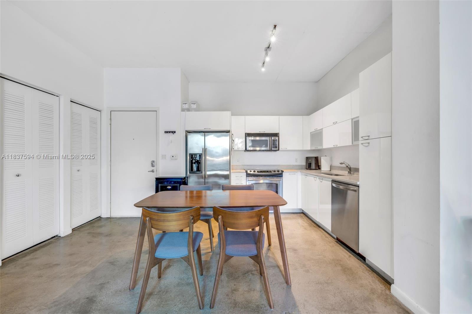 Property photo # 7