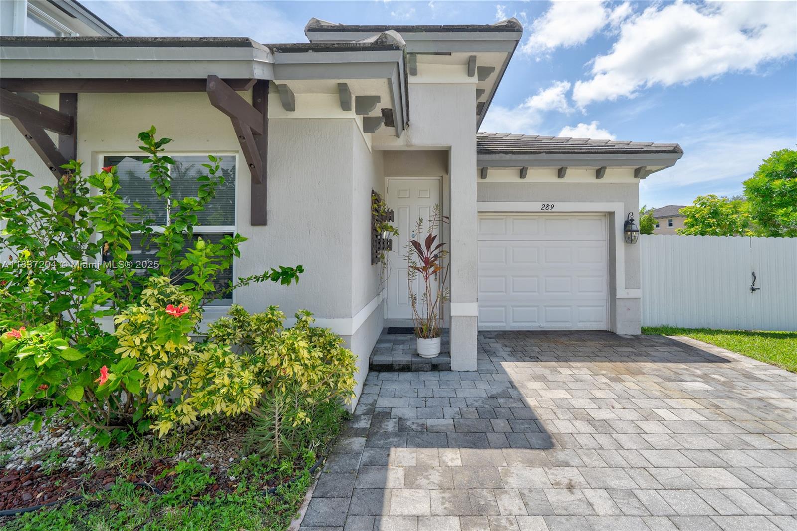 289 SE 31st Ave, Homestead, Florida image 2