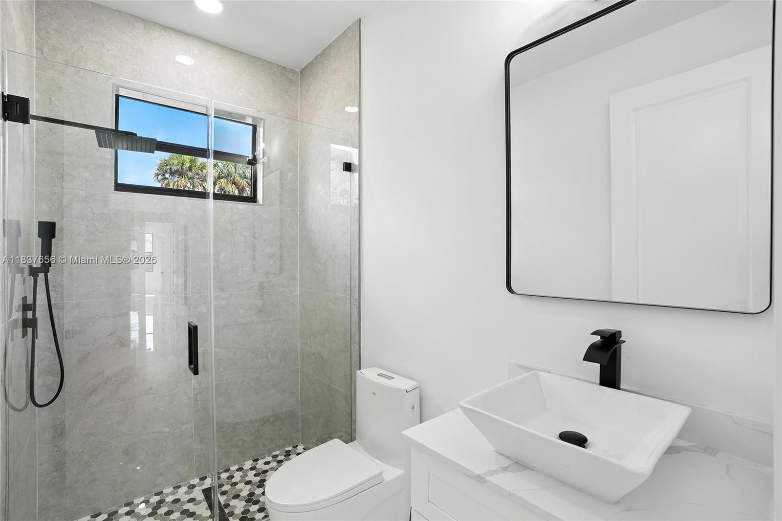 Residential, Cape Coral, Florida image 22