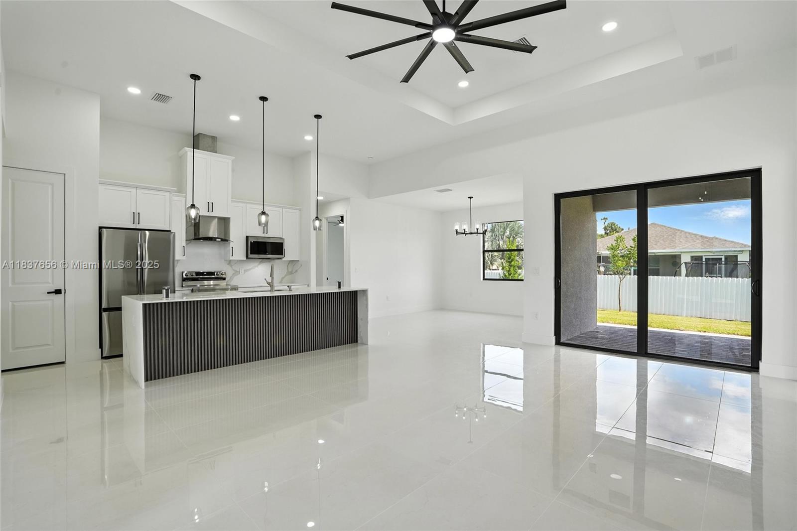 Residential, Cape Coral, Florida image 6