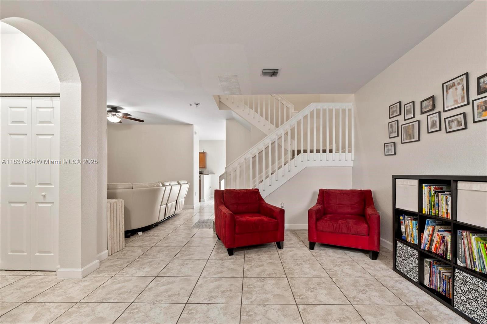 Property photo # 8