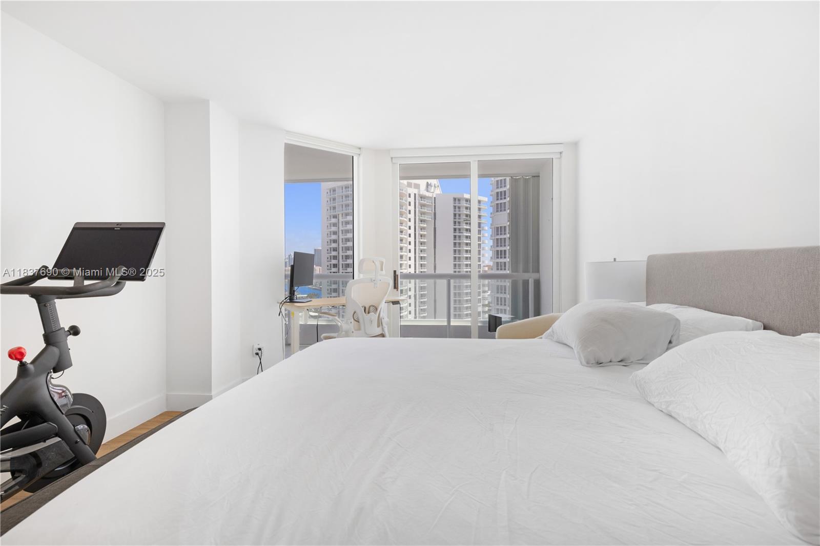 21055 Yacht Club Dr #2203, Aventura, Florida image 22