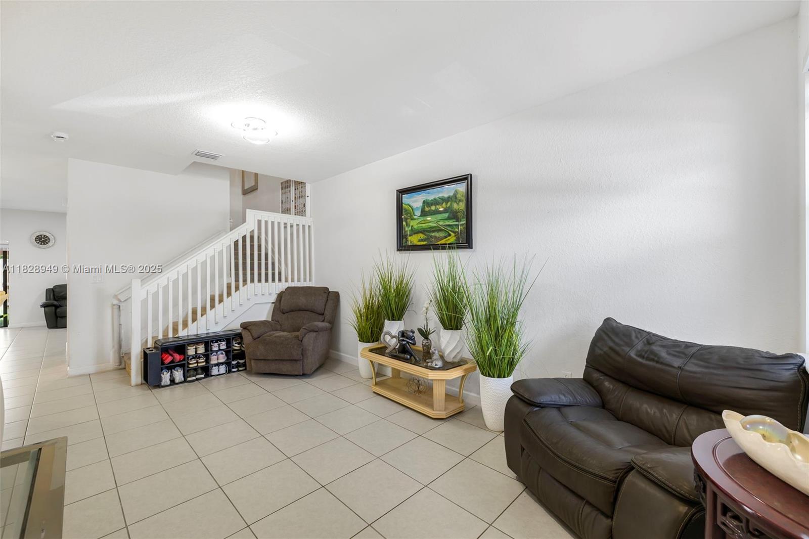 8252 NW 191st Ln #15R, Hialeah, Florida image 38