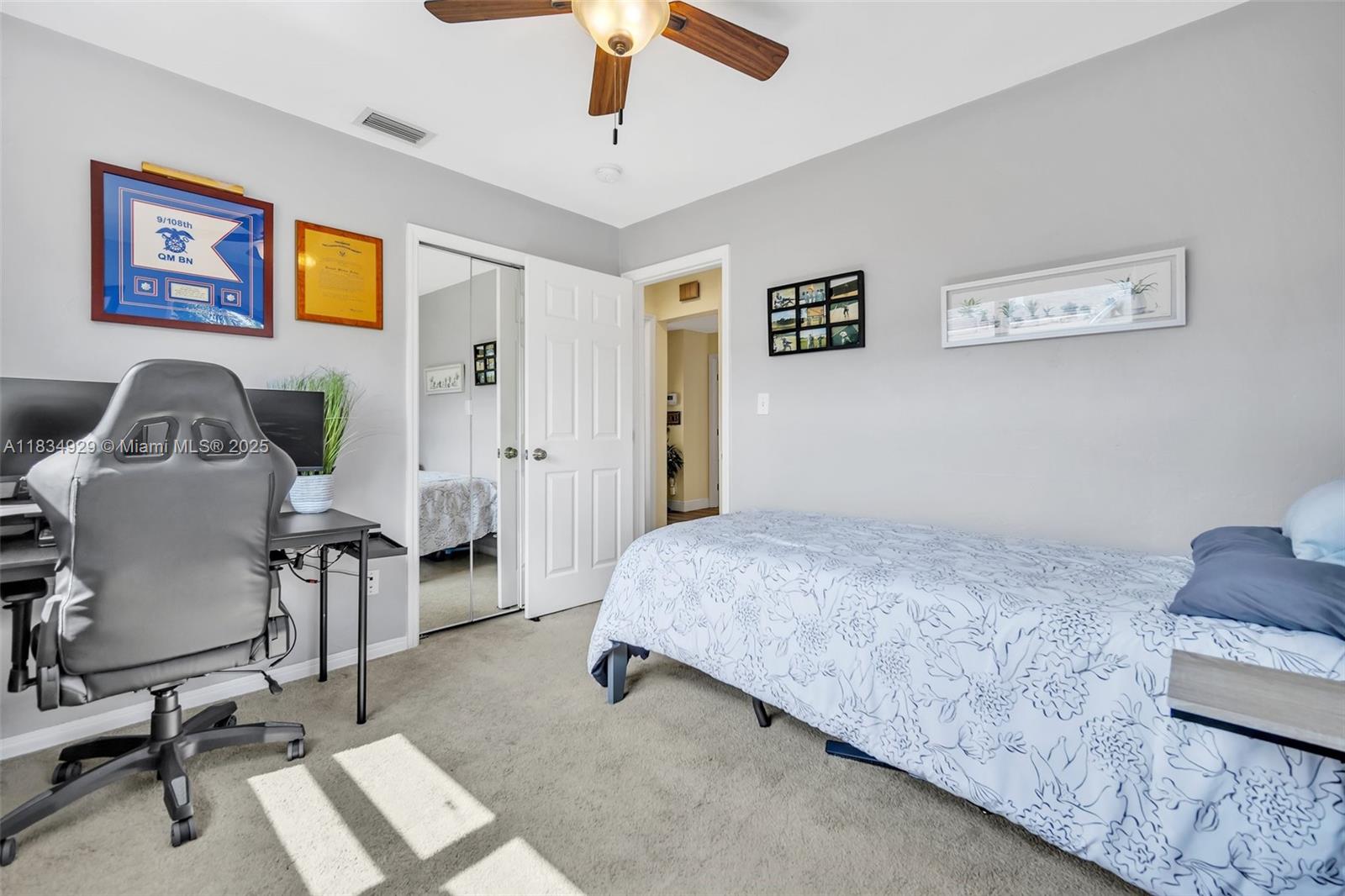 1533 Shenandoah St, Hollywood, Florida image 24