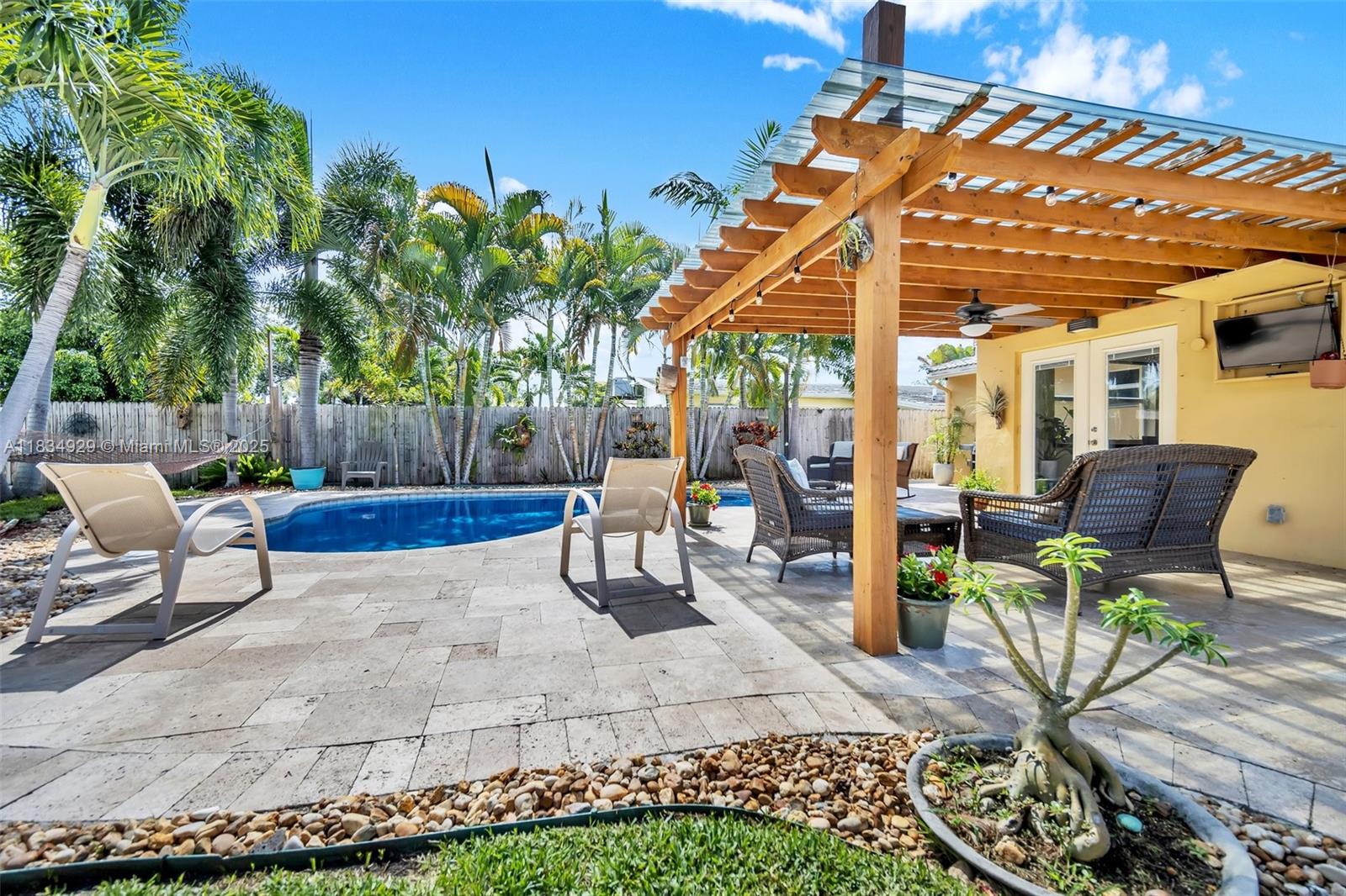 1533 Shenandoah St, Hollywood, Florida image 39
