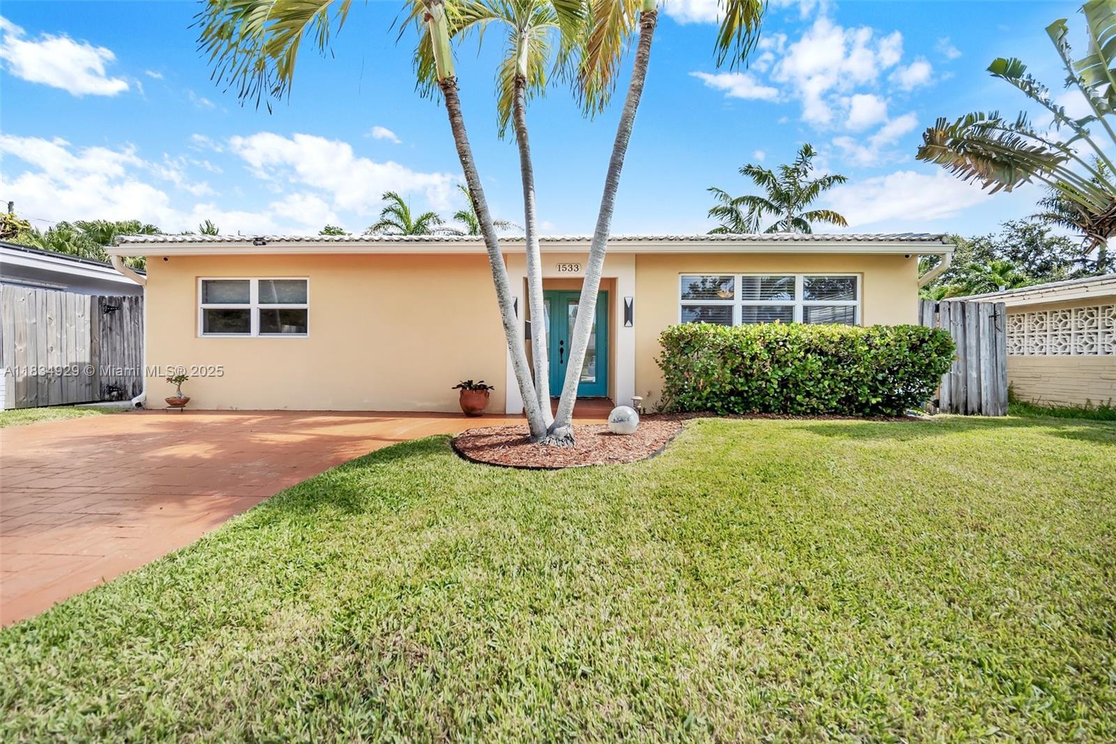 1533 Shenandoah St, Hollywood, Florida image 6