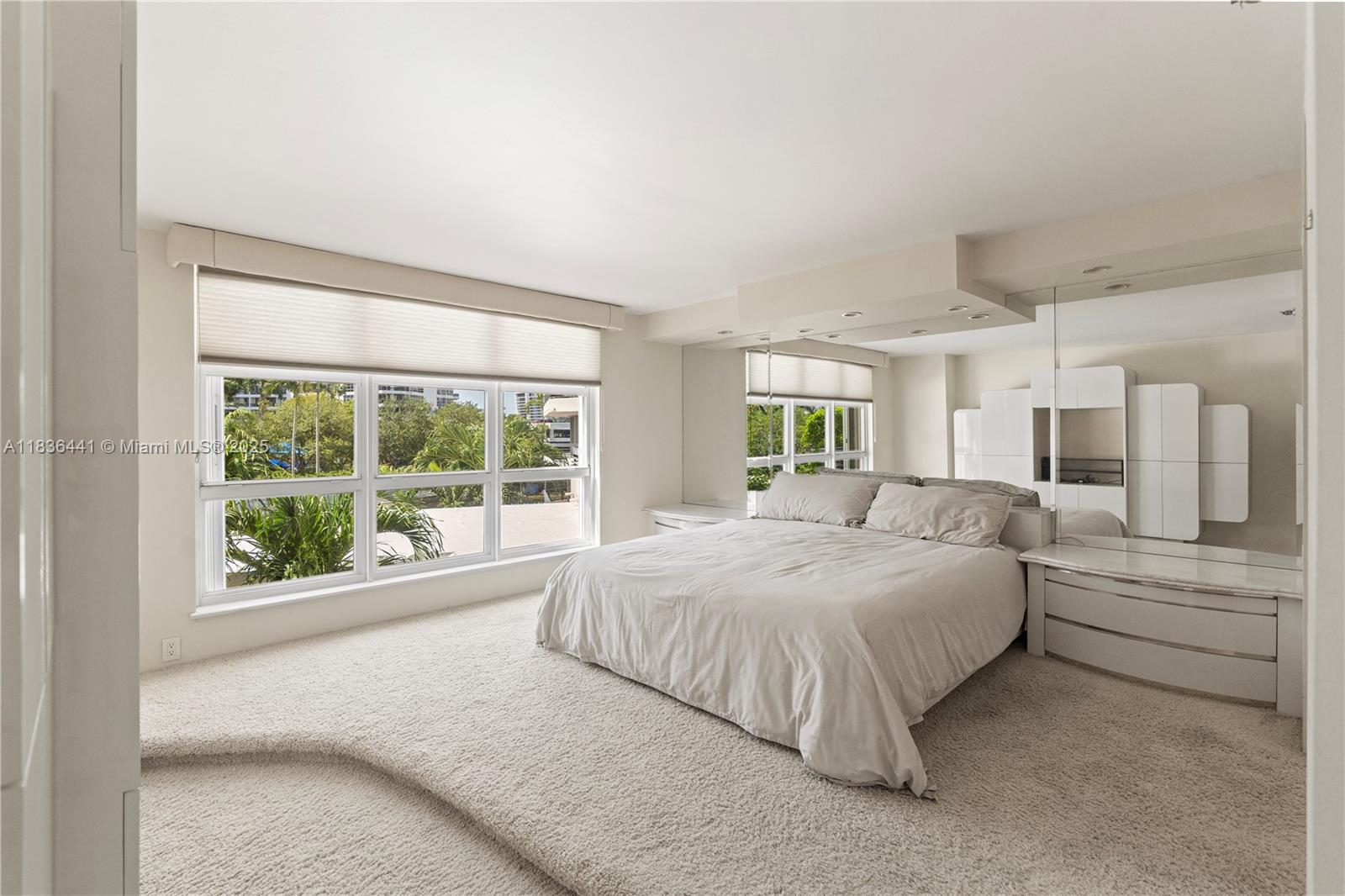 3500 Mystic Pointe Dr #306, Aventura, Florida image 11