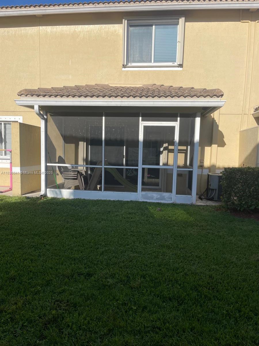 5963 Royal Way, Tamarac, Florida image 20