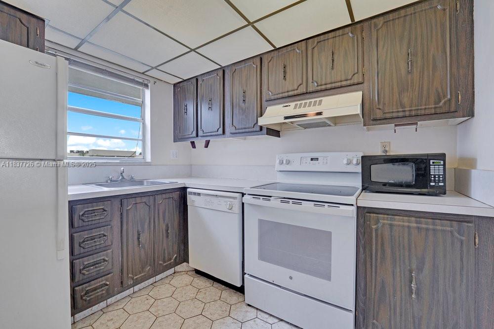 Property photo # 9