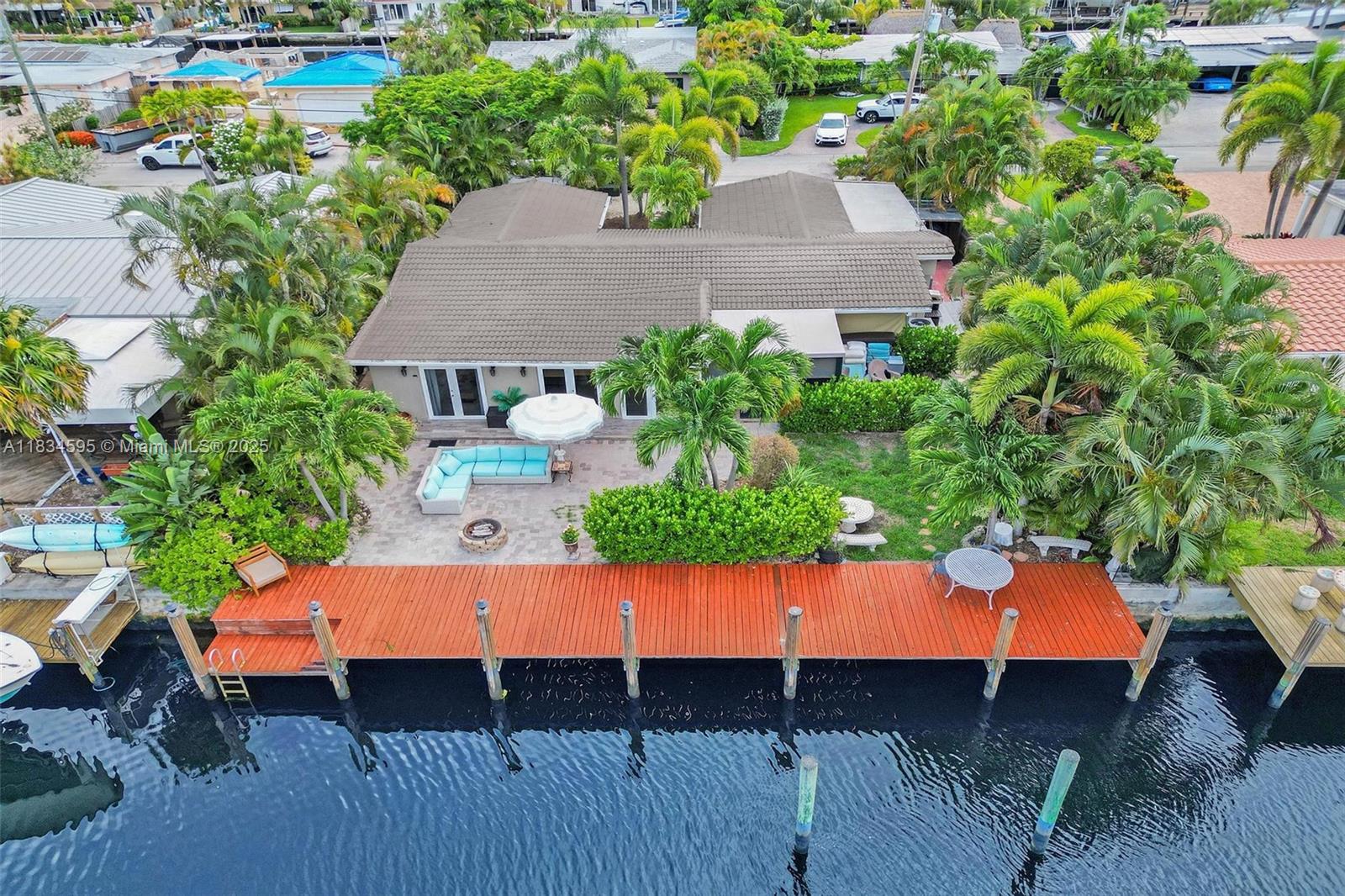 2200 NE 19th Ave, Wilton Manors, Florida image 1