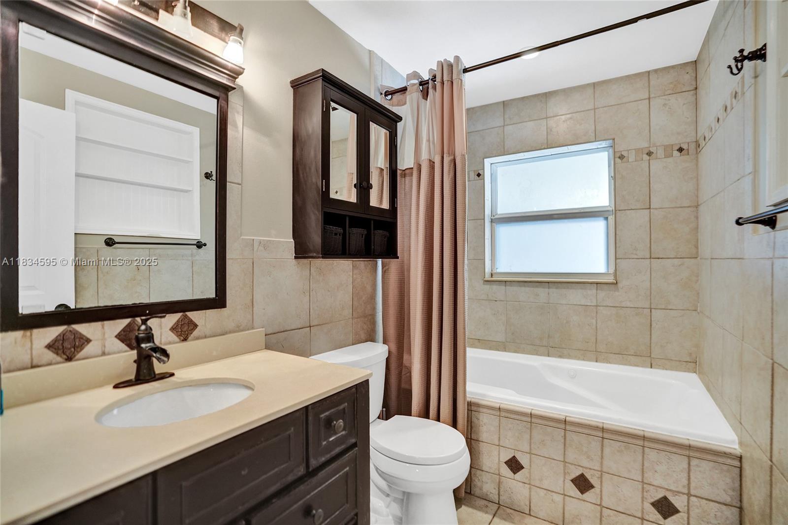 2200 NE 19th Ave, Wilton Manors, Florida image 24