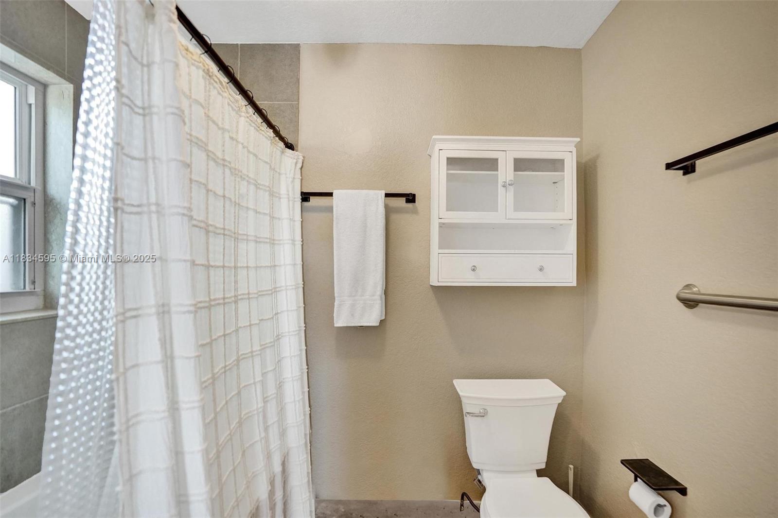 2200 NE 19th Ave, Wilton Manors, Florida image 32