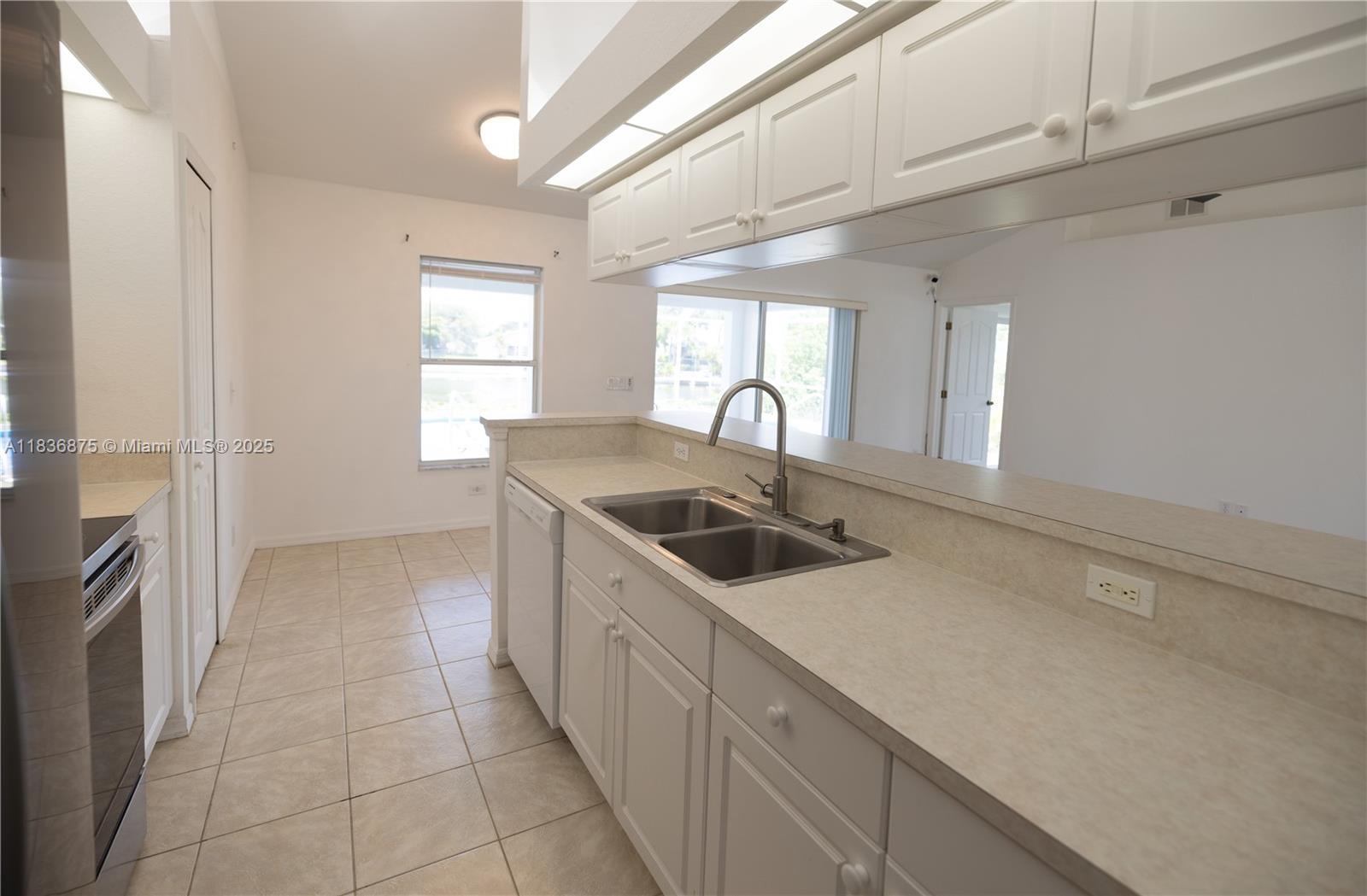 501 Se 7th Street, Cape Coral, Florida image 5