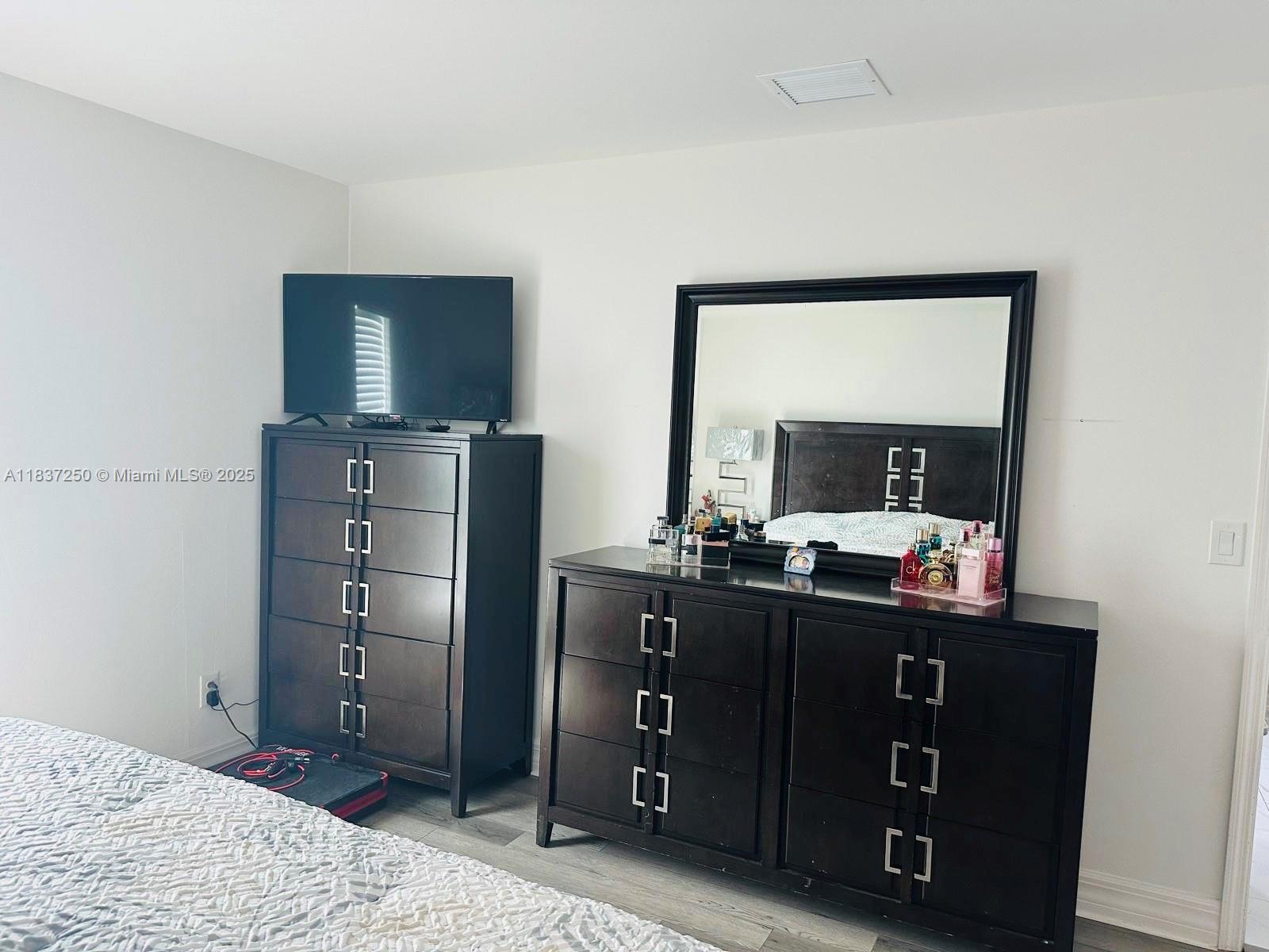 2524 NE 5 Ave, Cape Coral, Florida image 16