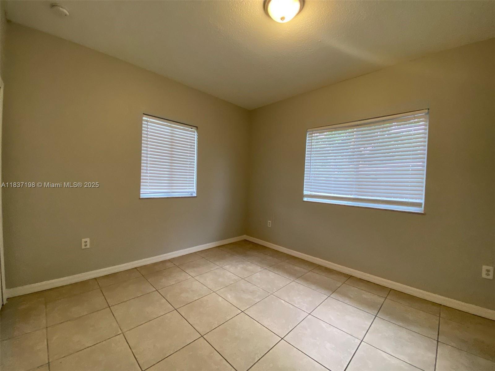 6124 SW 39th St, Miramar, Florida image 7