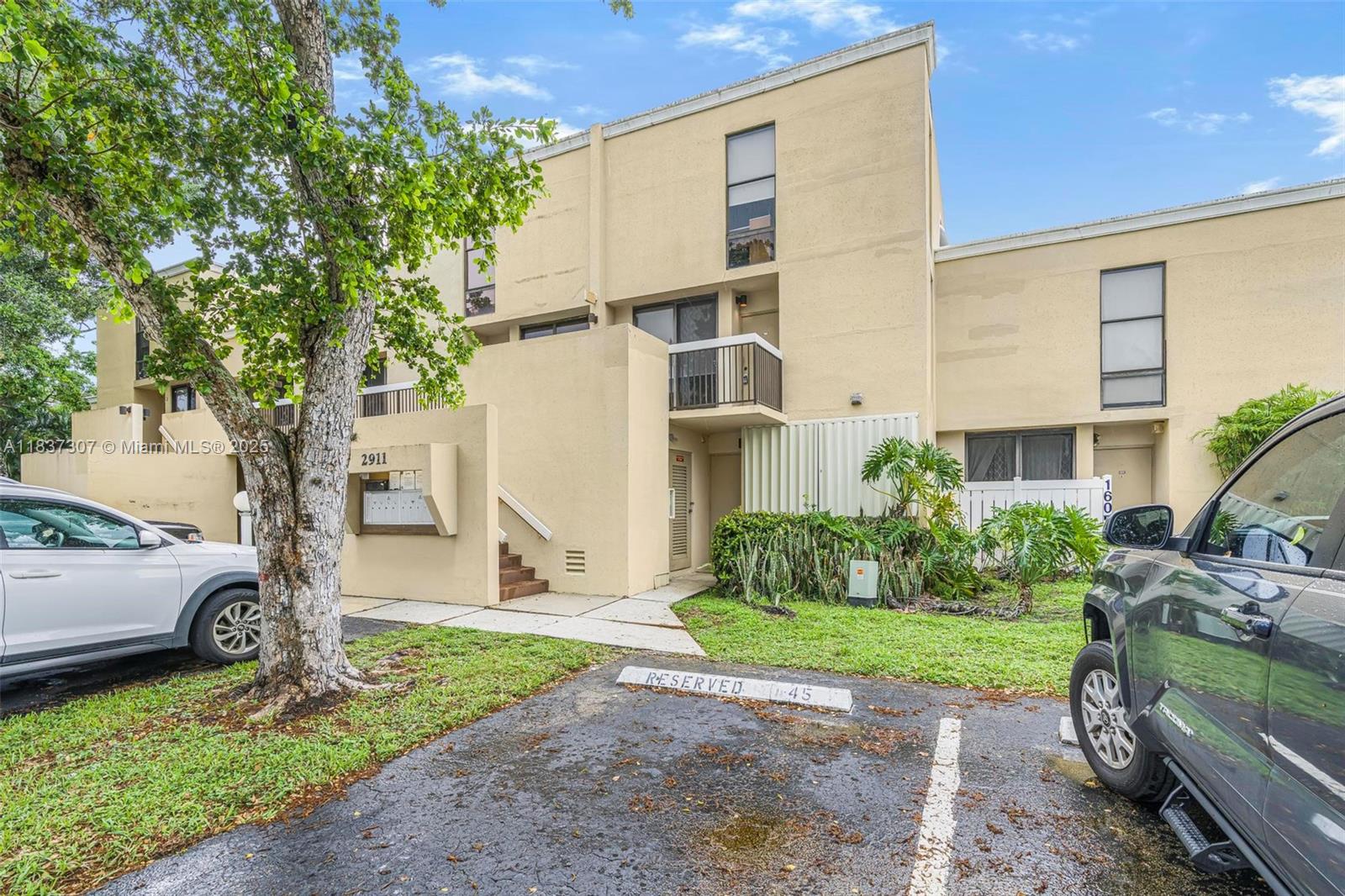 Property photo # 2