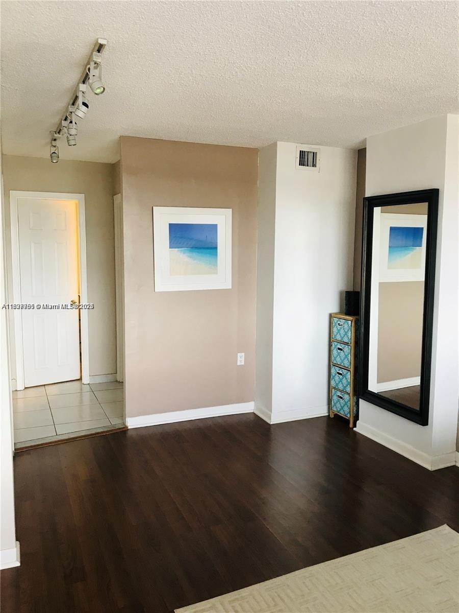 2780 NE 183rd St #2015, Aventura, Florida image 14