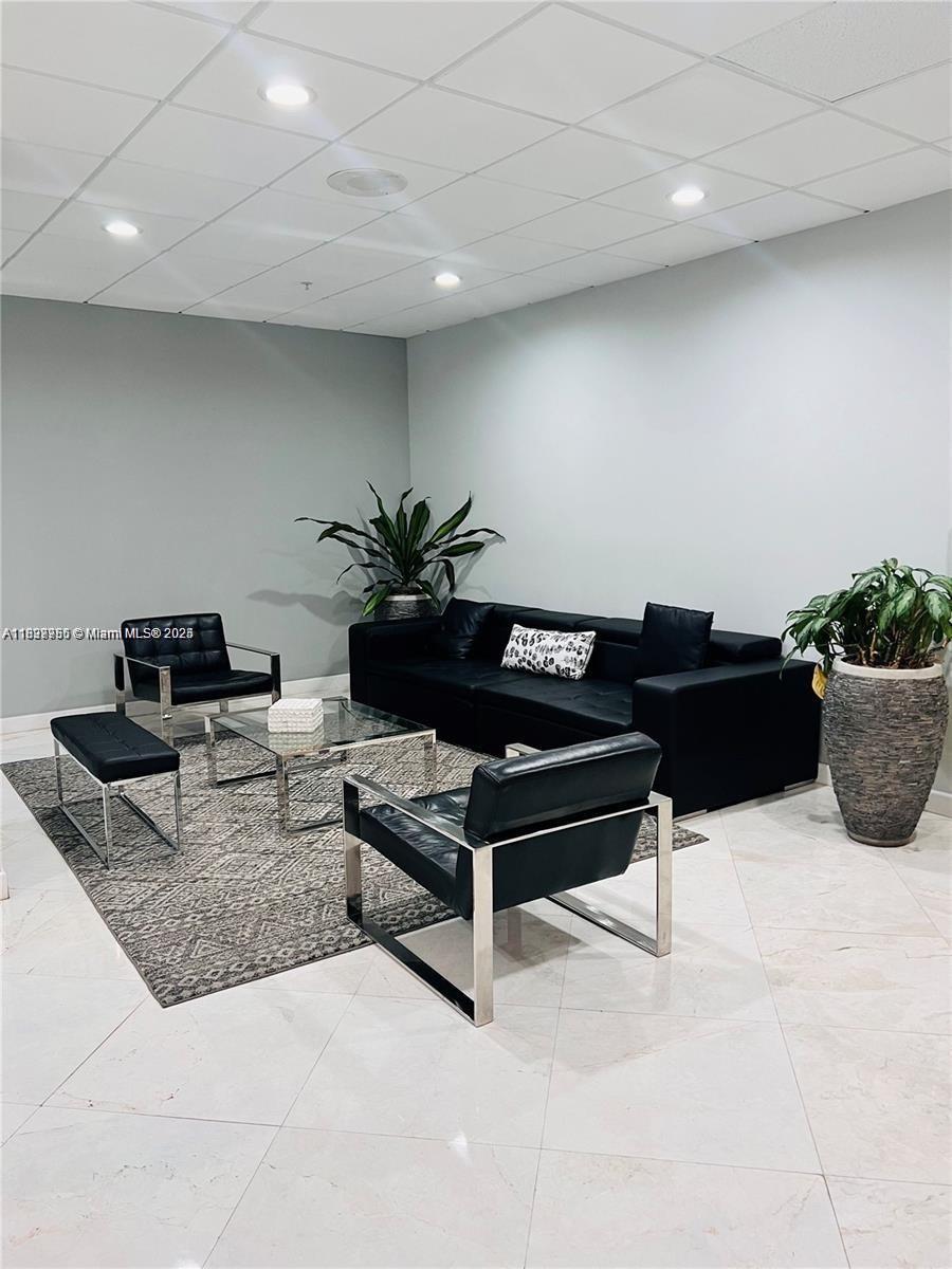 2780 NE 183rd St #2015, Aventura, Florida image 24