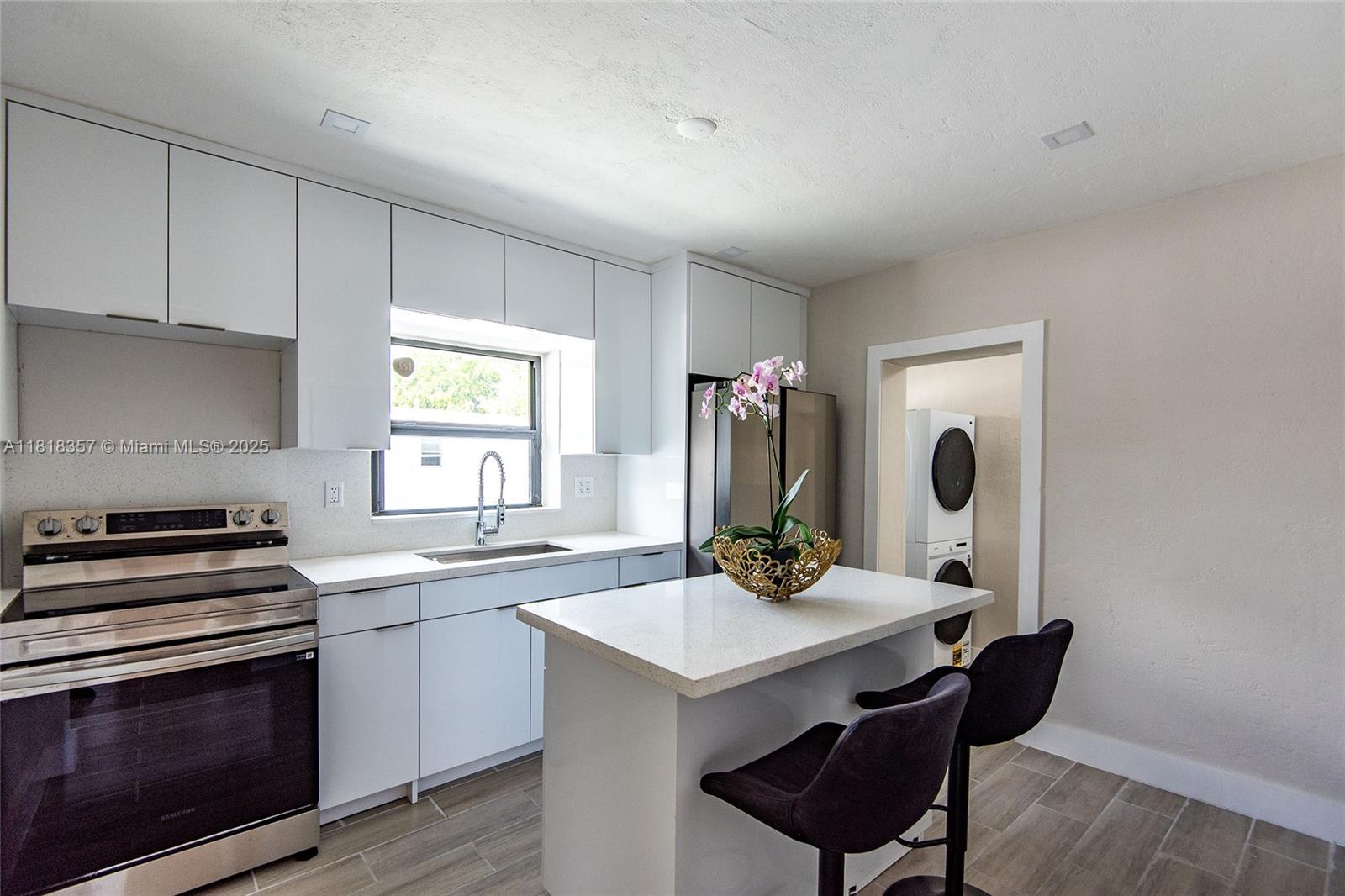Property photo # 8