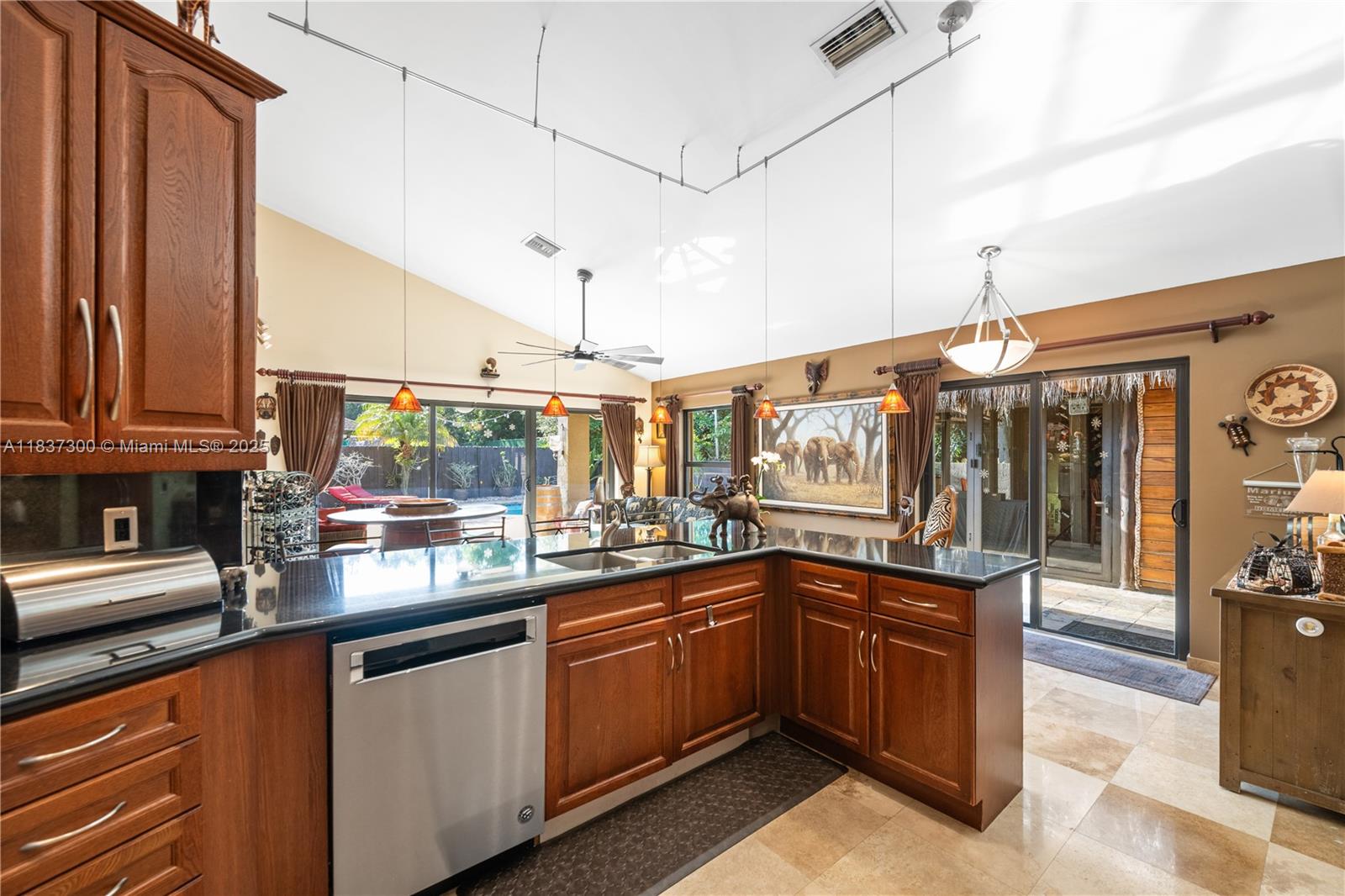 8878 SW 59th St, Cooper City, Florida image 24