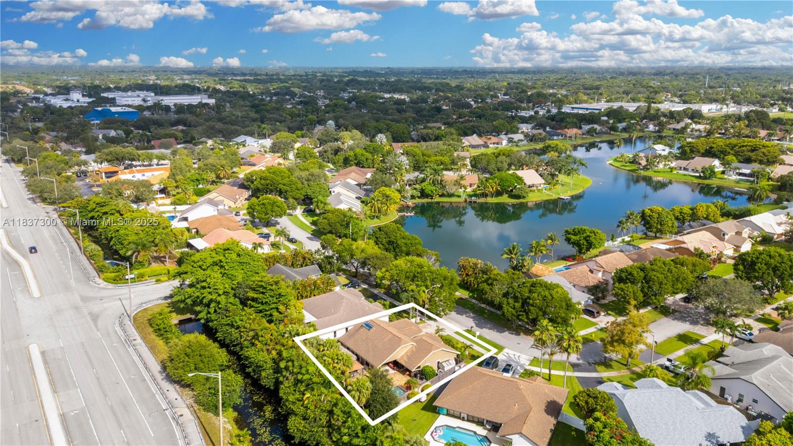 8878 SW 59th St, Cooper City, Florida image 37