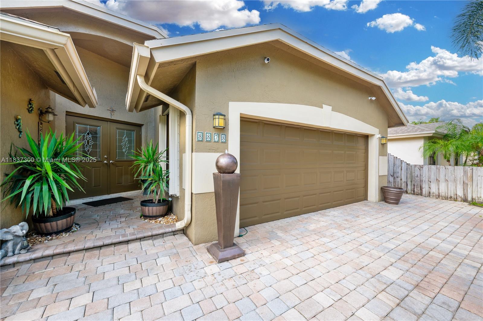 8878 SW 59th St, Cooper City, Florida image 7
