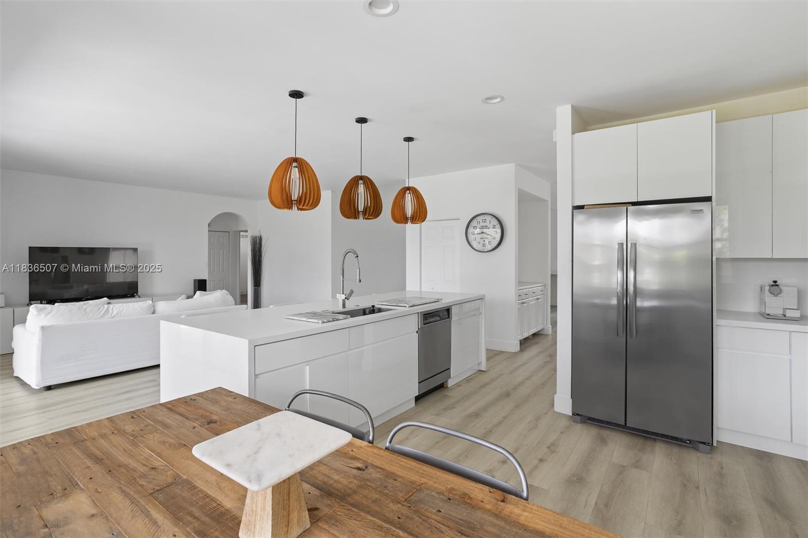 1249 Chenille Cir, Weston, Florida image 3