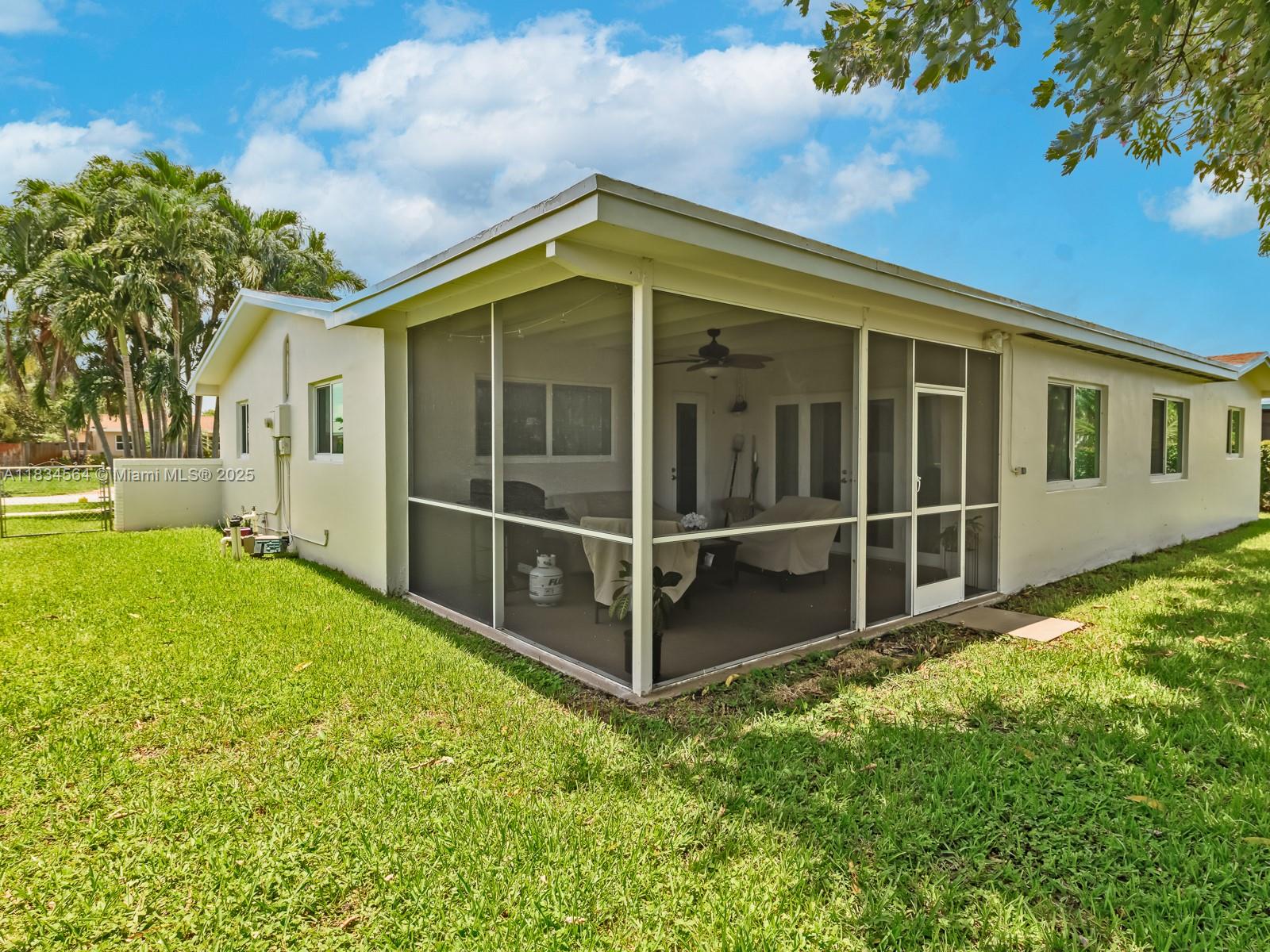 321 NW 93rd Ave, Pembroke Pines, Florida image 26