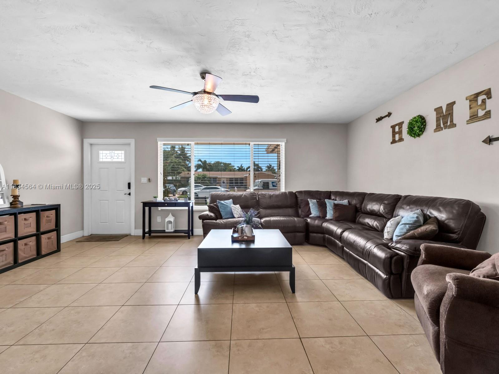 321 NW 93rd Ave, Pembroke Pines, Florida image 5