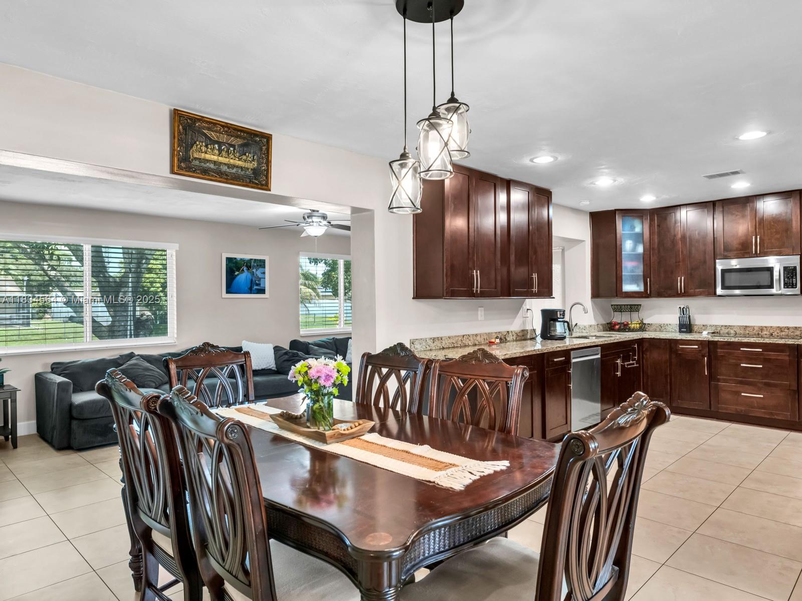 321 NW 93rd Ave, Pembroke Pines, Florida image 9