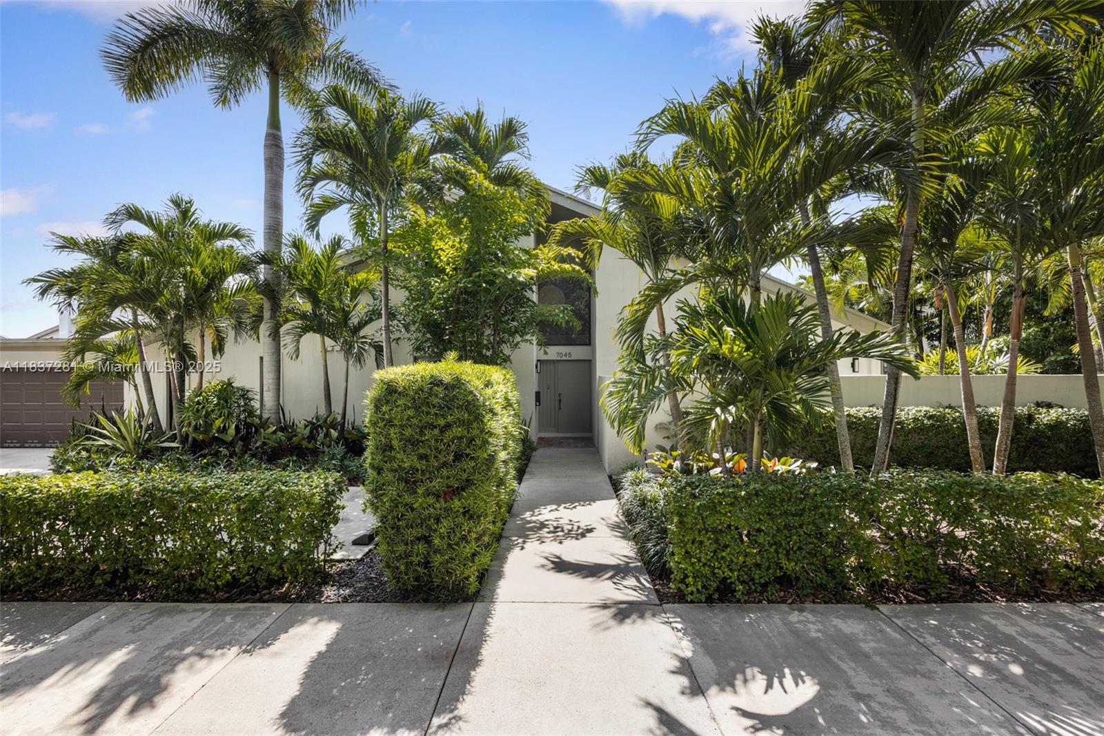 7045 67th Ave Unit 40, South Miami, Florida 33143