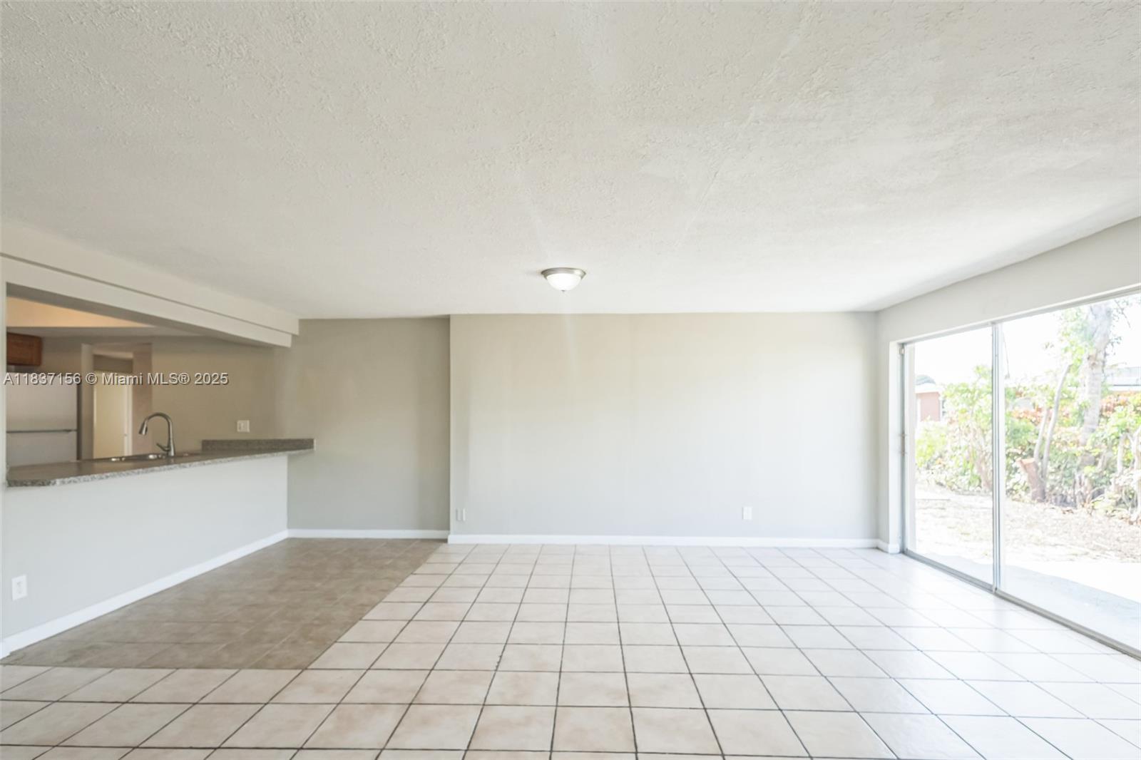 5640 NW 13th Ct, Lauderhill, Florida image 10