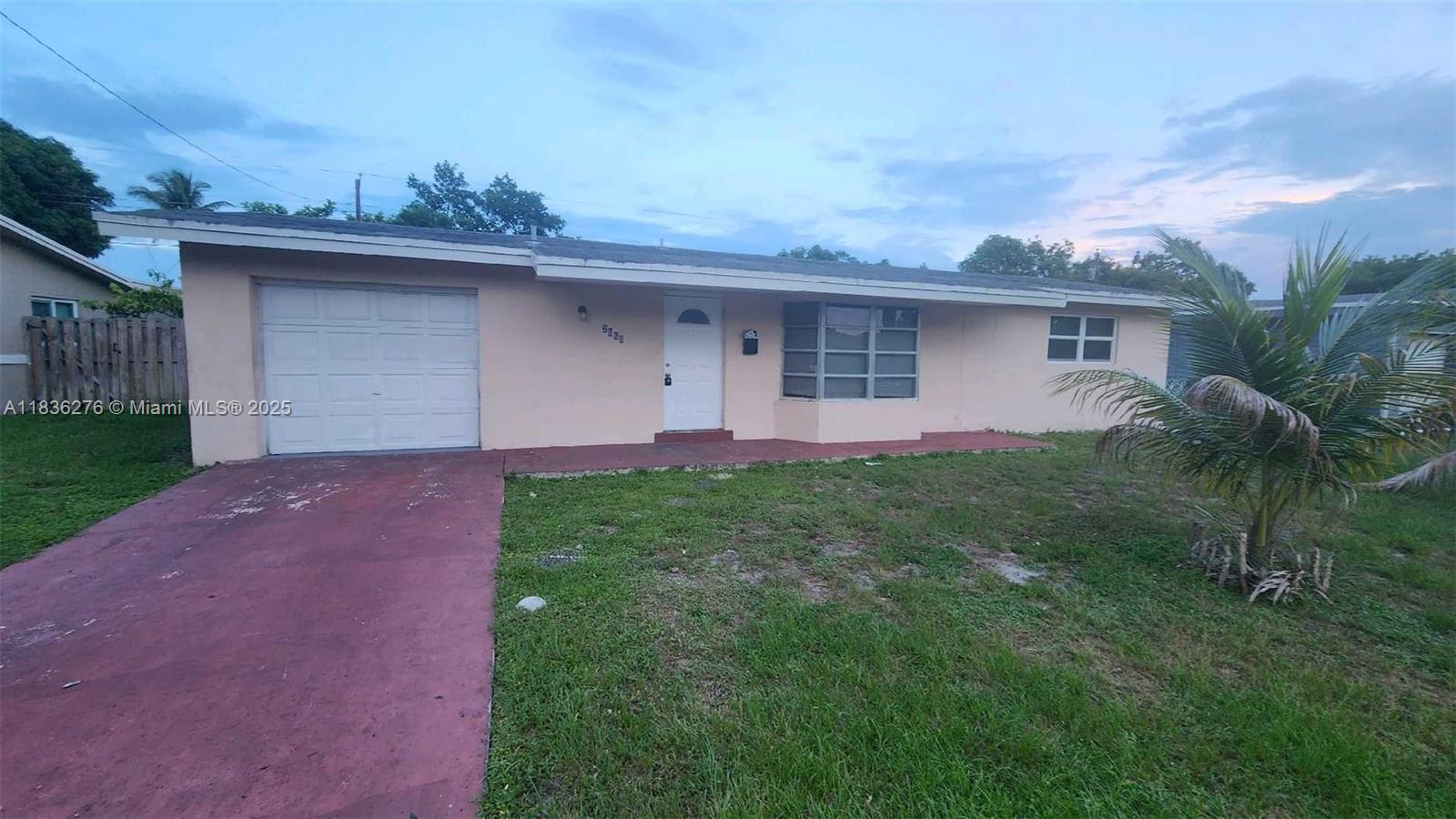 2660 NW 43rd Ter, Lauderhill, Florida image 1