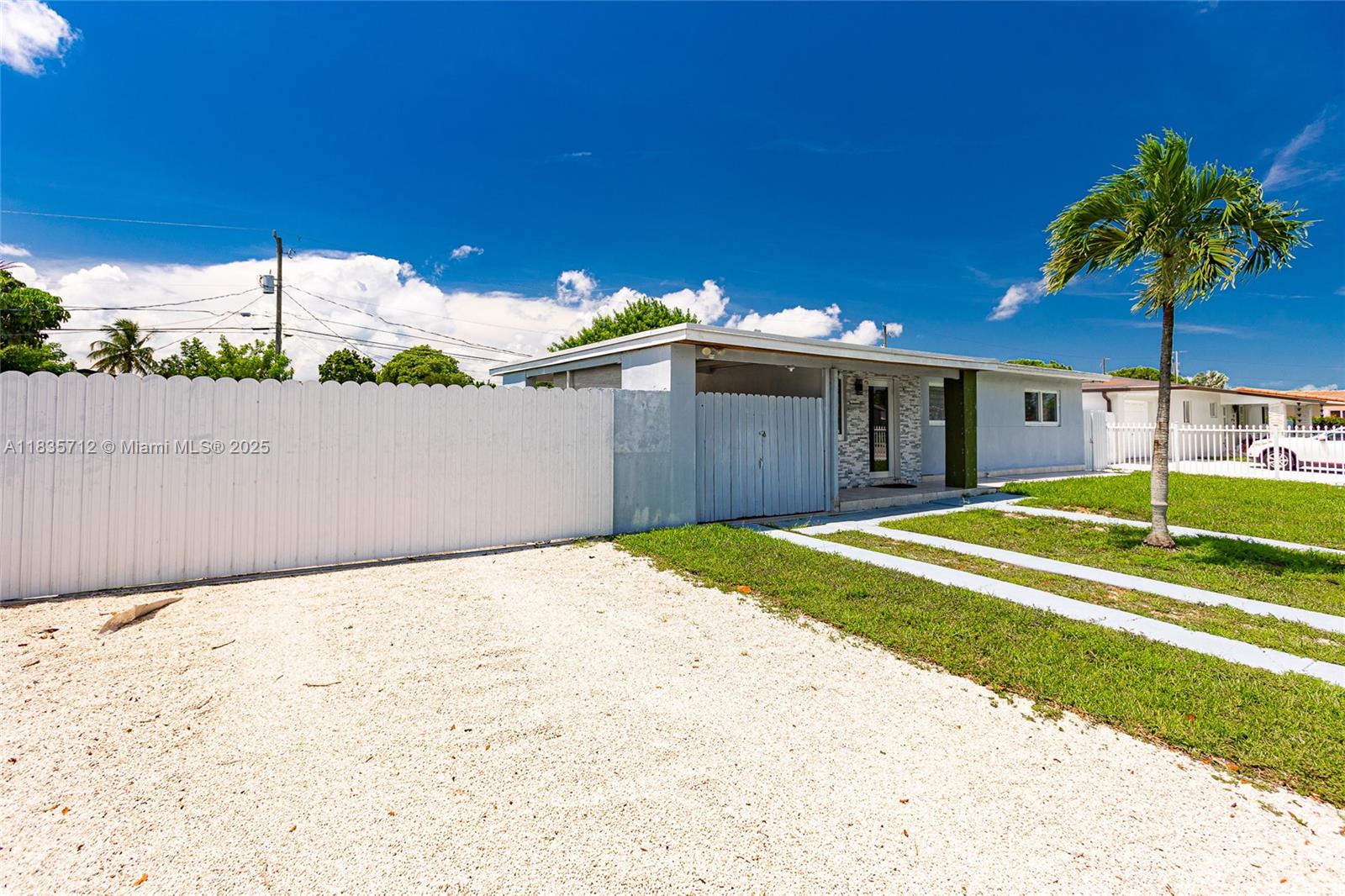 9915 Nicaragua Dr, Cutler Bay, Florida image 13
