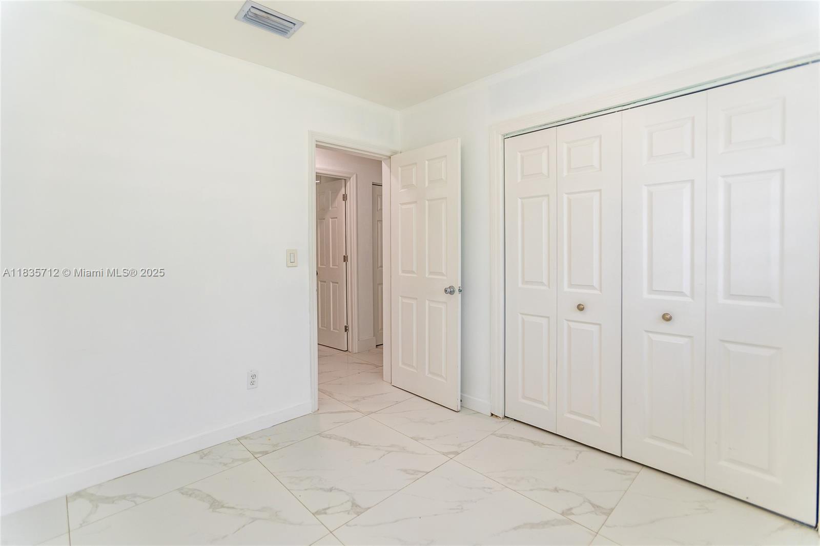 9915 Nicaragua Dr, Cutler Bay, Florida image 25