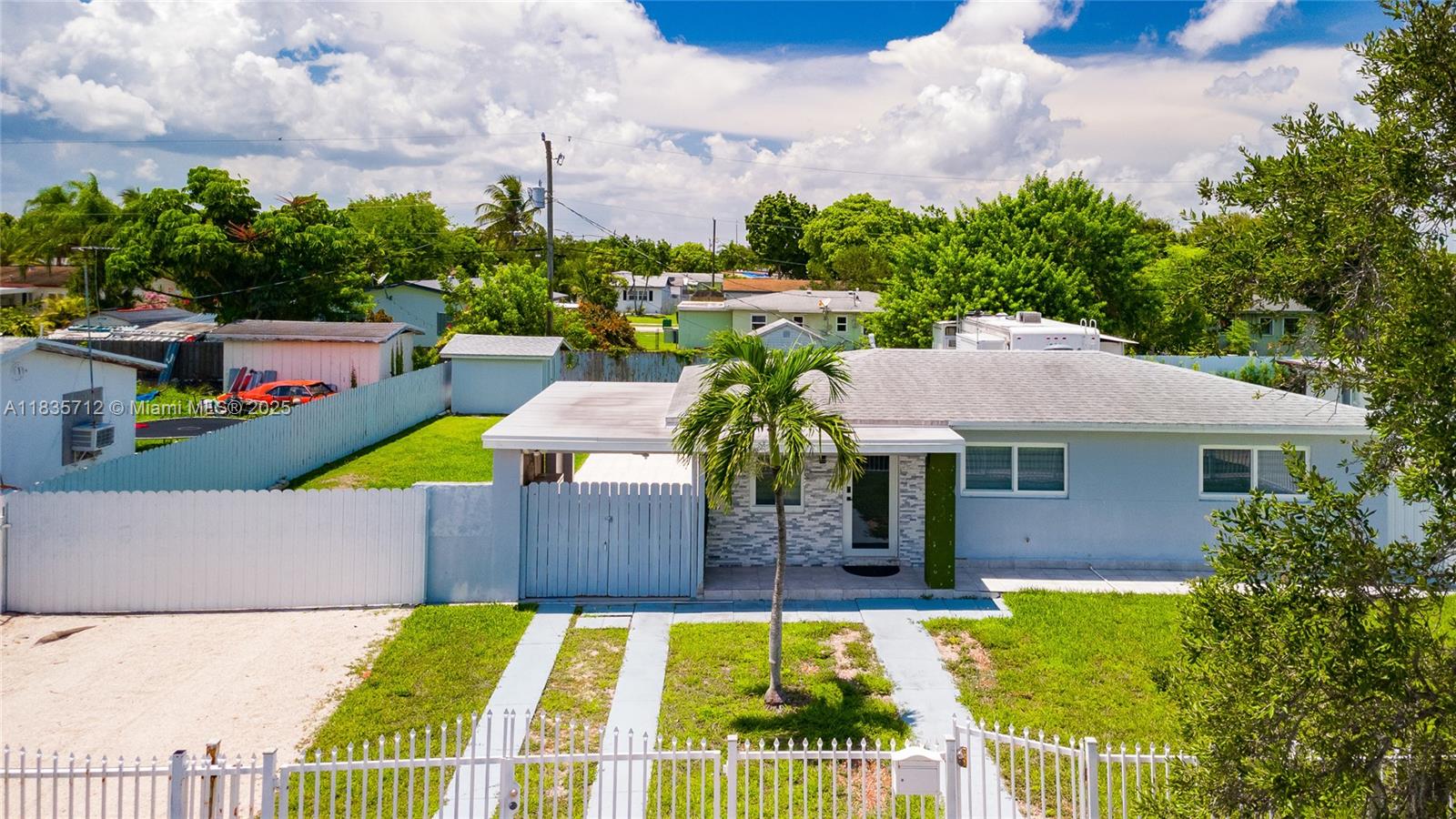 9915 Nicaragua Dr, Cutler Bay, Florida image 3