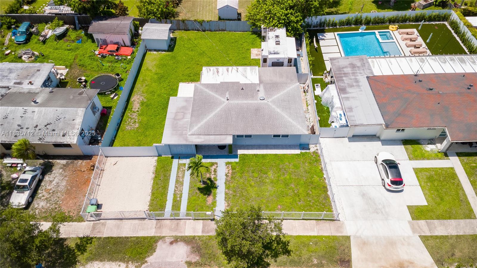 9915 Nicaragua Dr, Cutler Bay, Florida image 7