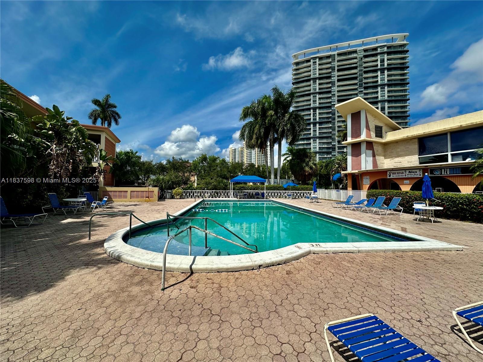 26 Diplomat Pkwy #2368, Hallandale Beach, Florida image 11