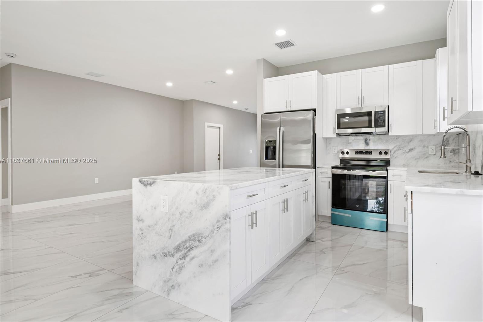 1244 NW 30th Ave, Fort Lauderdale, Florida image 12