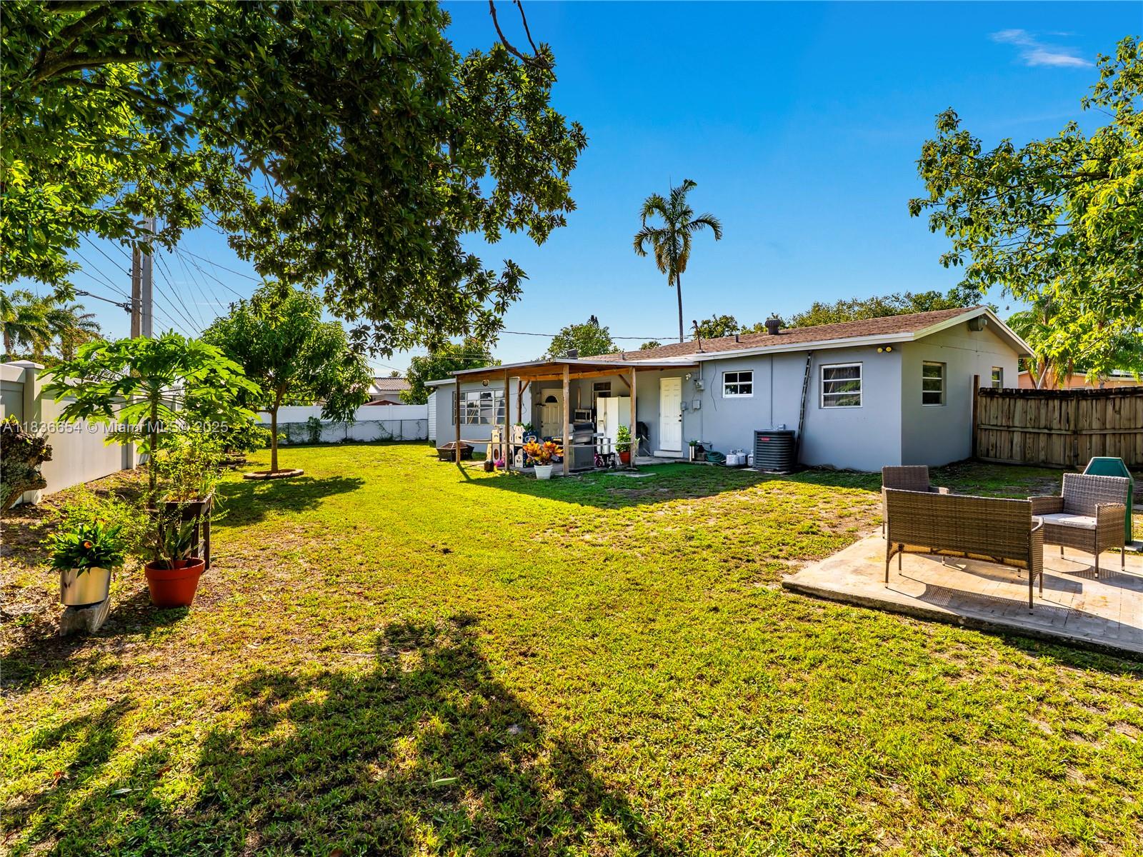 6530 Tyler St, Hollywood, Florida image 16