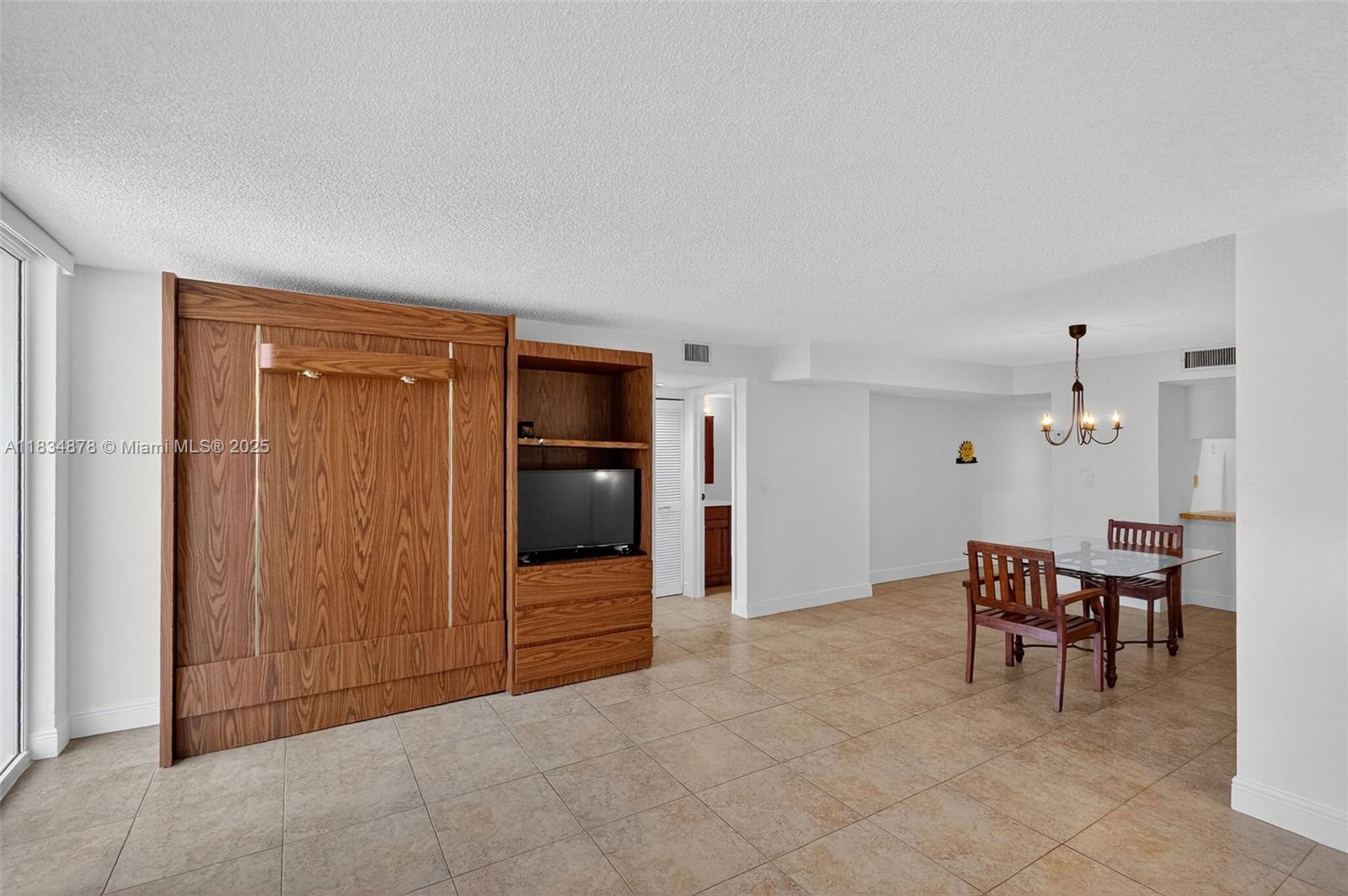 2401 Collins Ave #1212, Miami Beach, Florida image 13