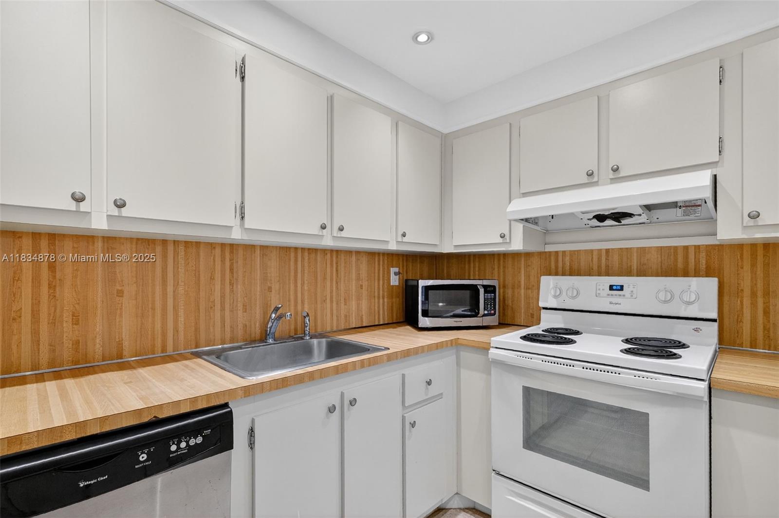 2401 Collins Ave #1212, Miami Beach, Florida image 9