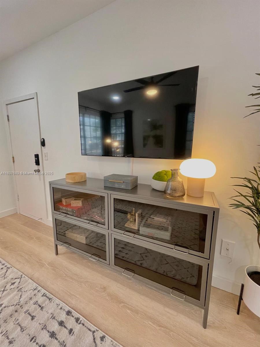 936 Pennsylvania Ave #101, Miami Beach, Florida image 6