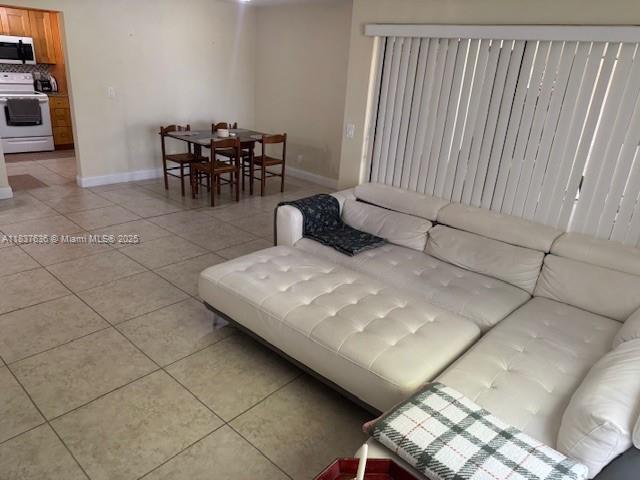 3817 Cocoplum Cir #3585, Coconut Creek, Florida image 5